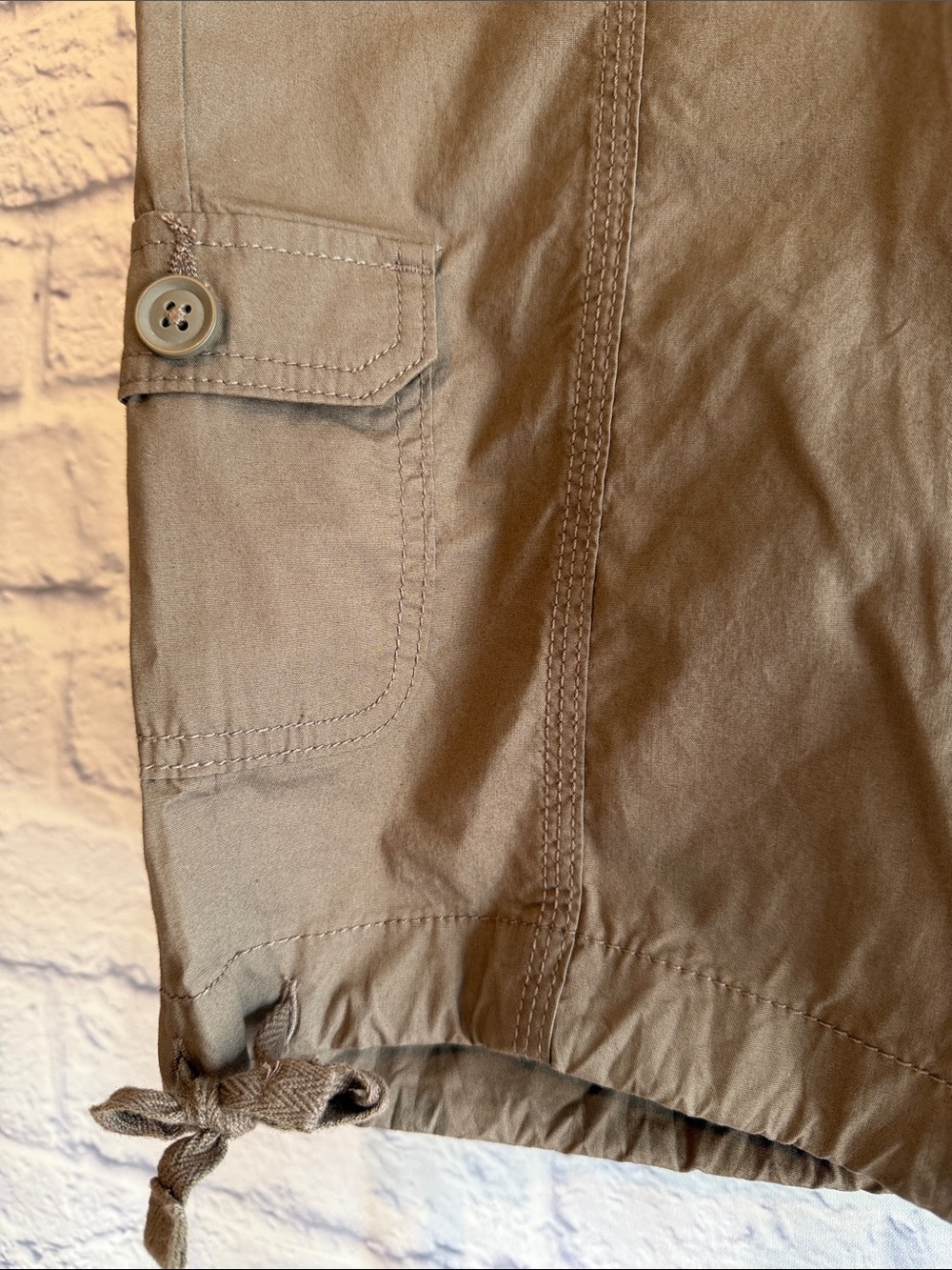 St. John's Bay Women's Brown Cargo Shorts - Picture 2 of 8